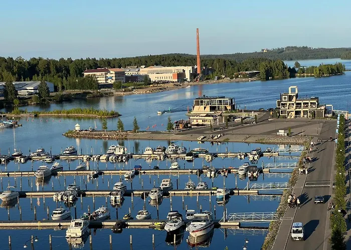 Snellmaninkatu 22 A, Yksityinen Pistokkeellinen Paikoitus Sisaeltyy Hintaan דירה קופיו
